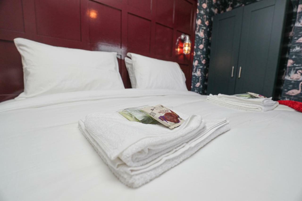 Stamford Guest House, 3 Min Walk To Southport Lord St, With Parking & Perfect Getaway Phòng bức ảnh