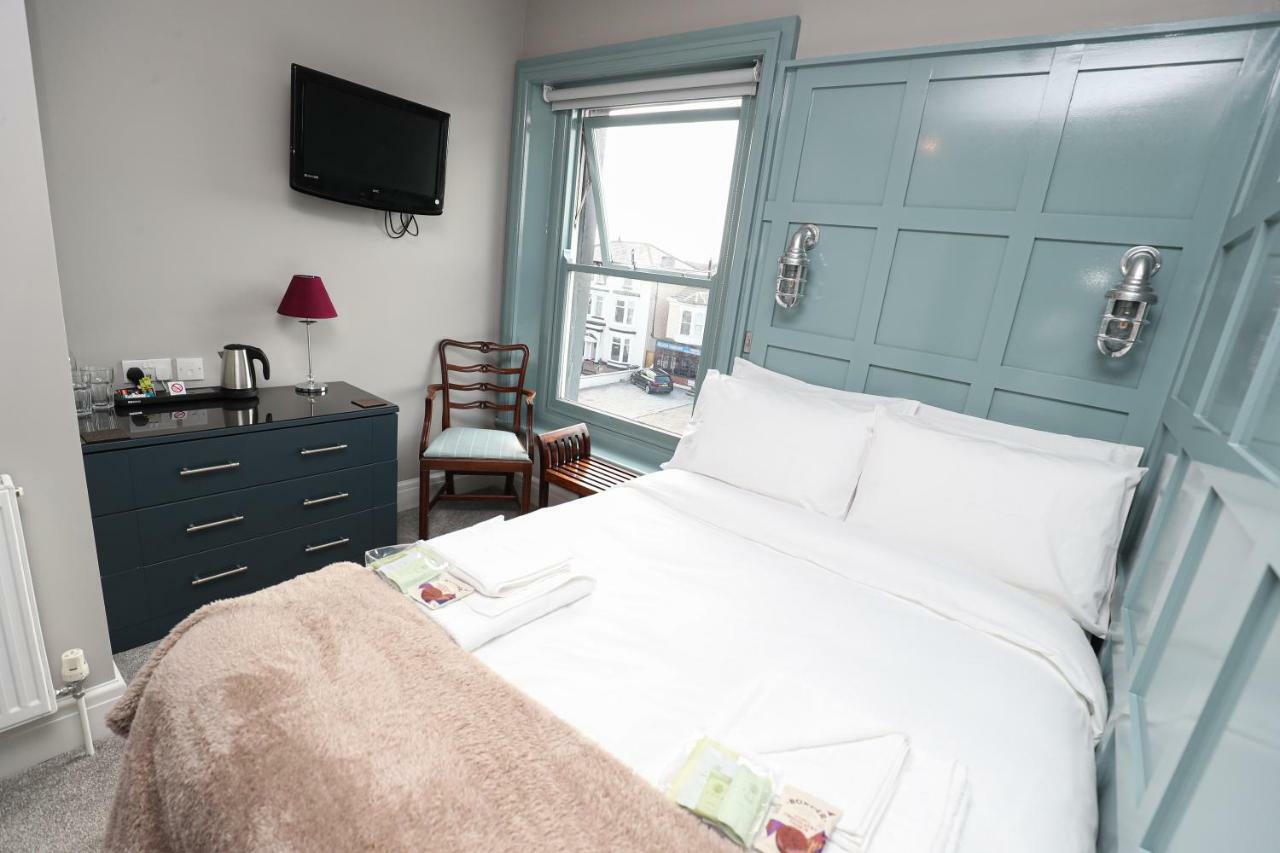 Stamford Guest House, 3 Min Walk To Southport Lord St, With Parking & Perfect Getaway Ngoại thất bức ảnh